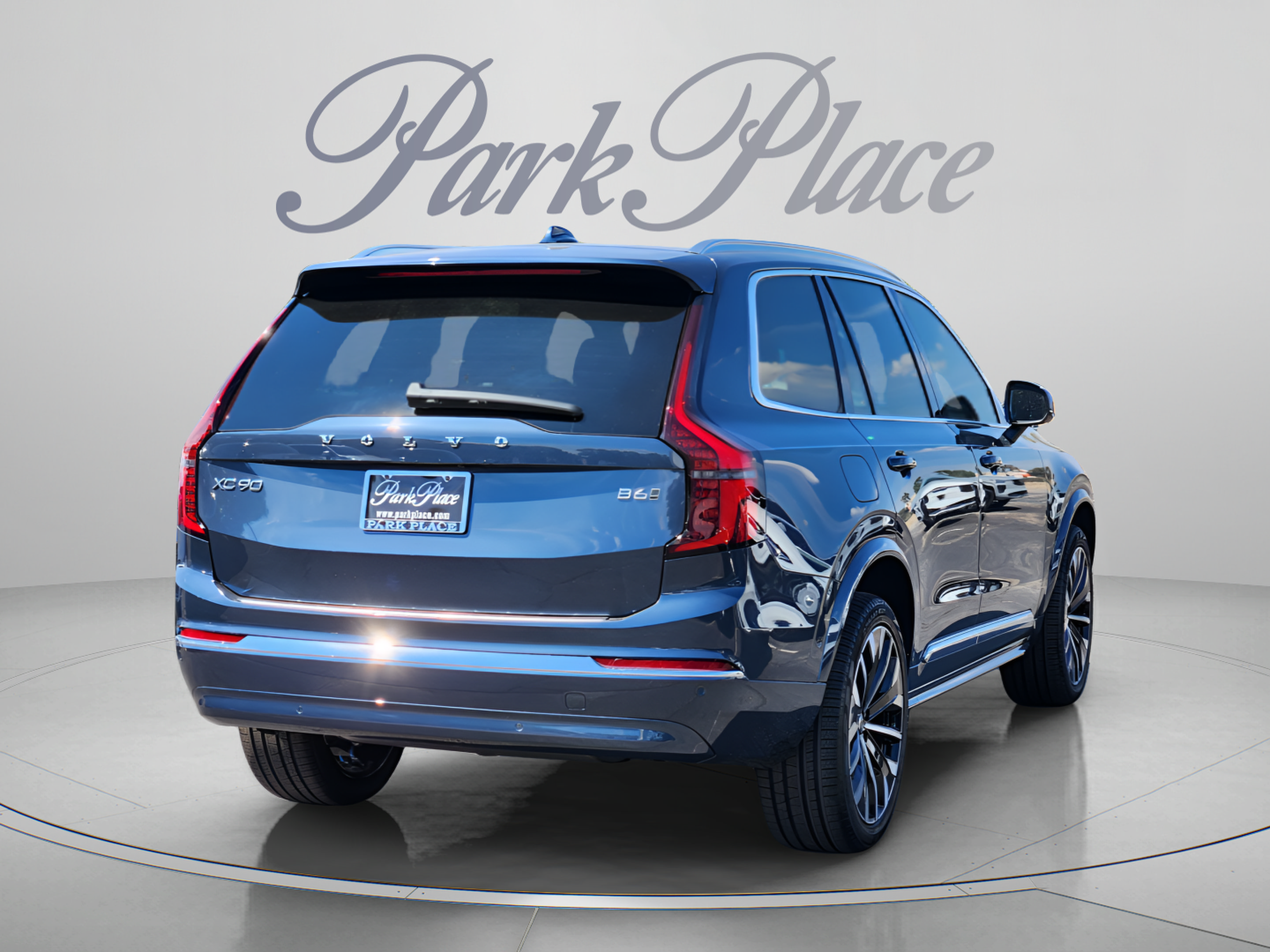 Used 2026 Volvo XC90 B6 Plus w/ Protection Package Premier AWD/4WD image 6