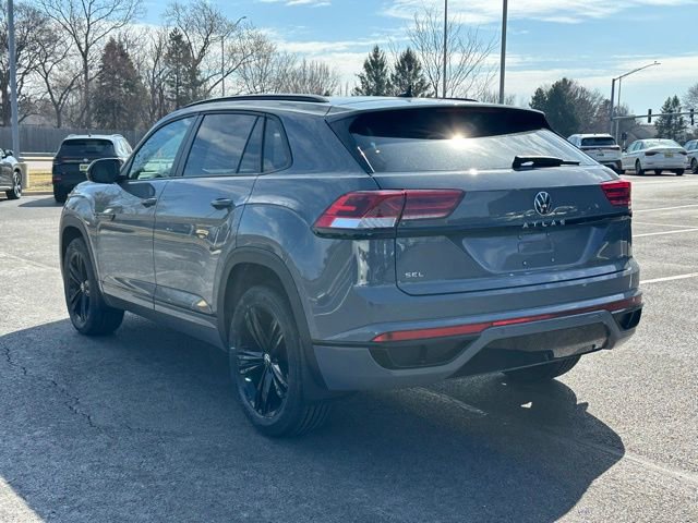 Certified 2023 Volkswagen Atlas Cross Sport SEL R-Line image 4