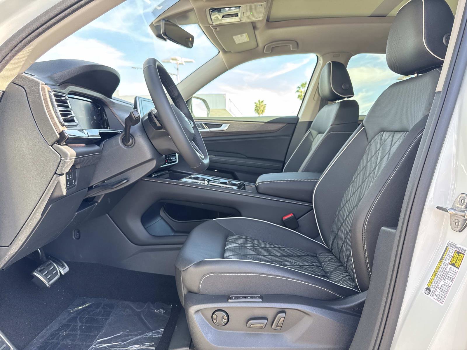 New 2026 Volkswagen Atlas SEL Premium R-Line image 21