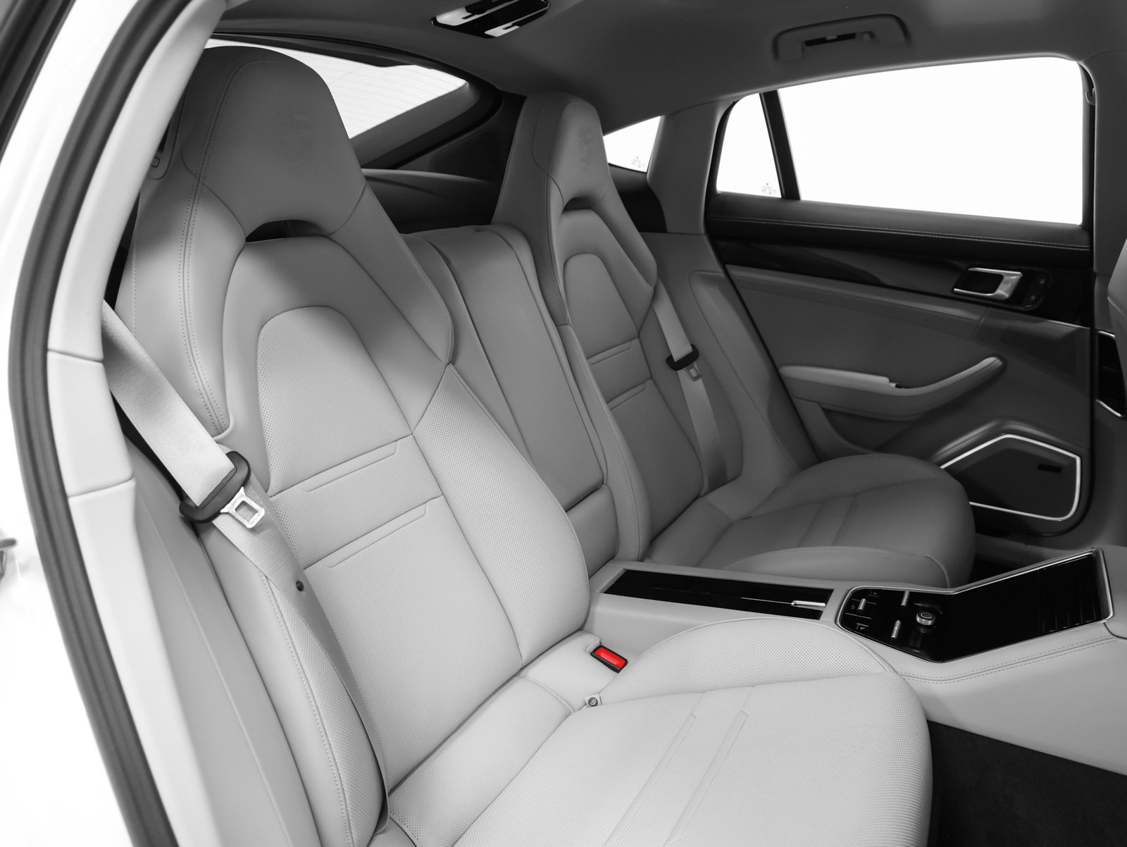 Certified 2023 Porsche Panamera Platinum Edition RWD image 21