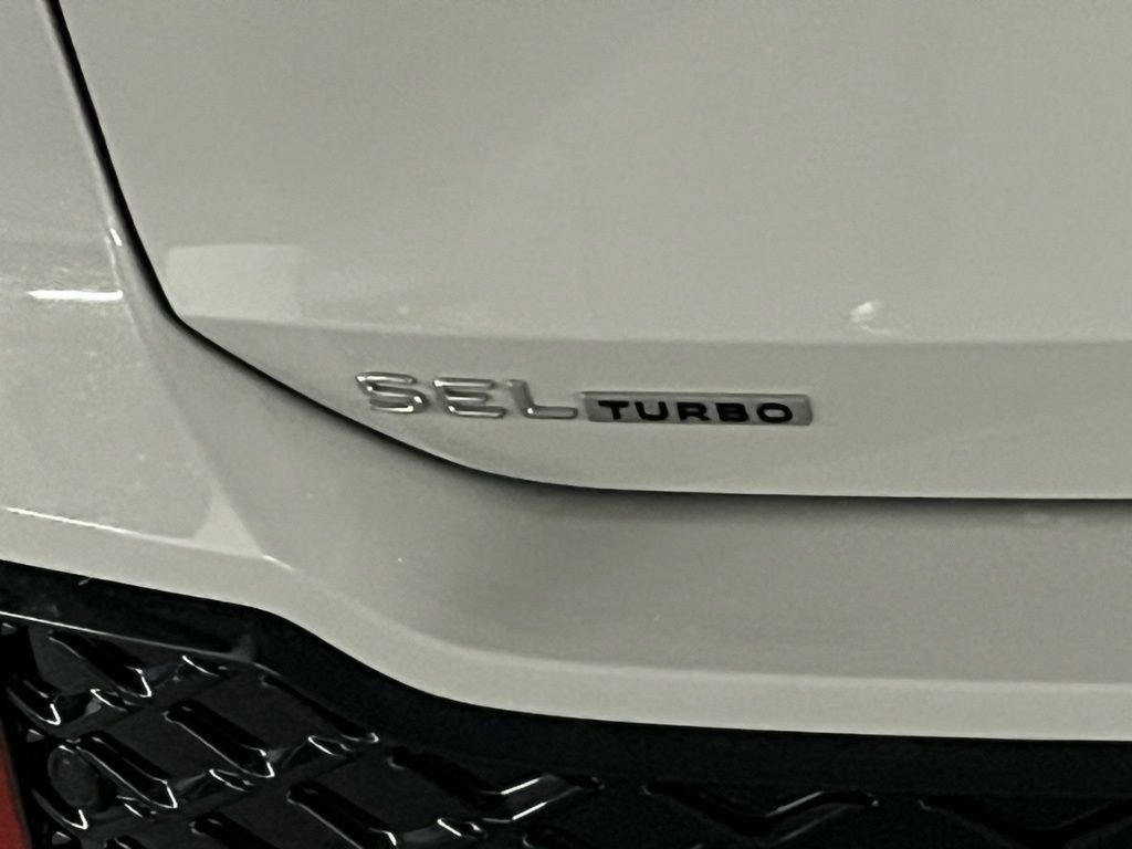 New 2026 Volkswagen Tiguan SEL R-Line image 38