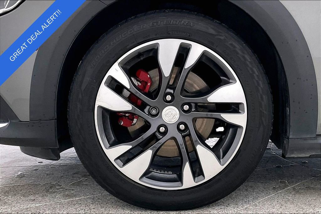 Used 2018 Buick Regal Essence w/ Driver Confidence Package #1 image 12