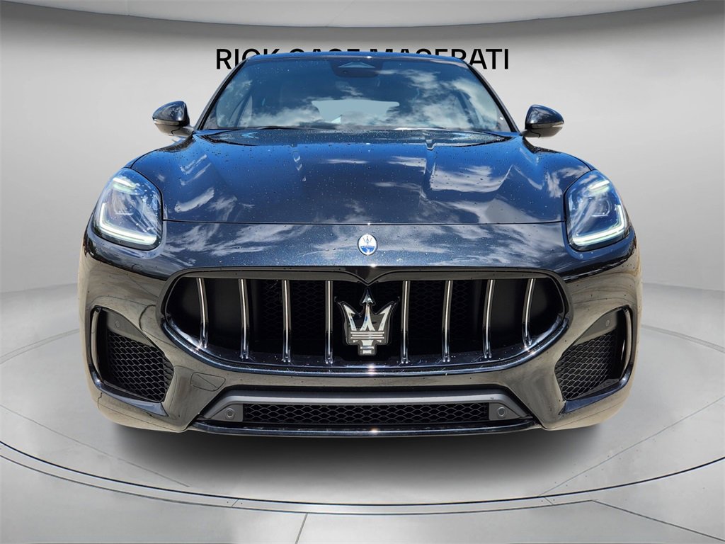 New 2025 Maserati Grecale GT image 3