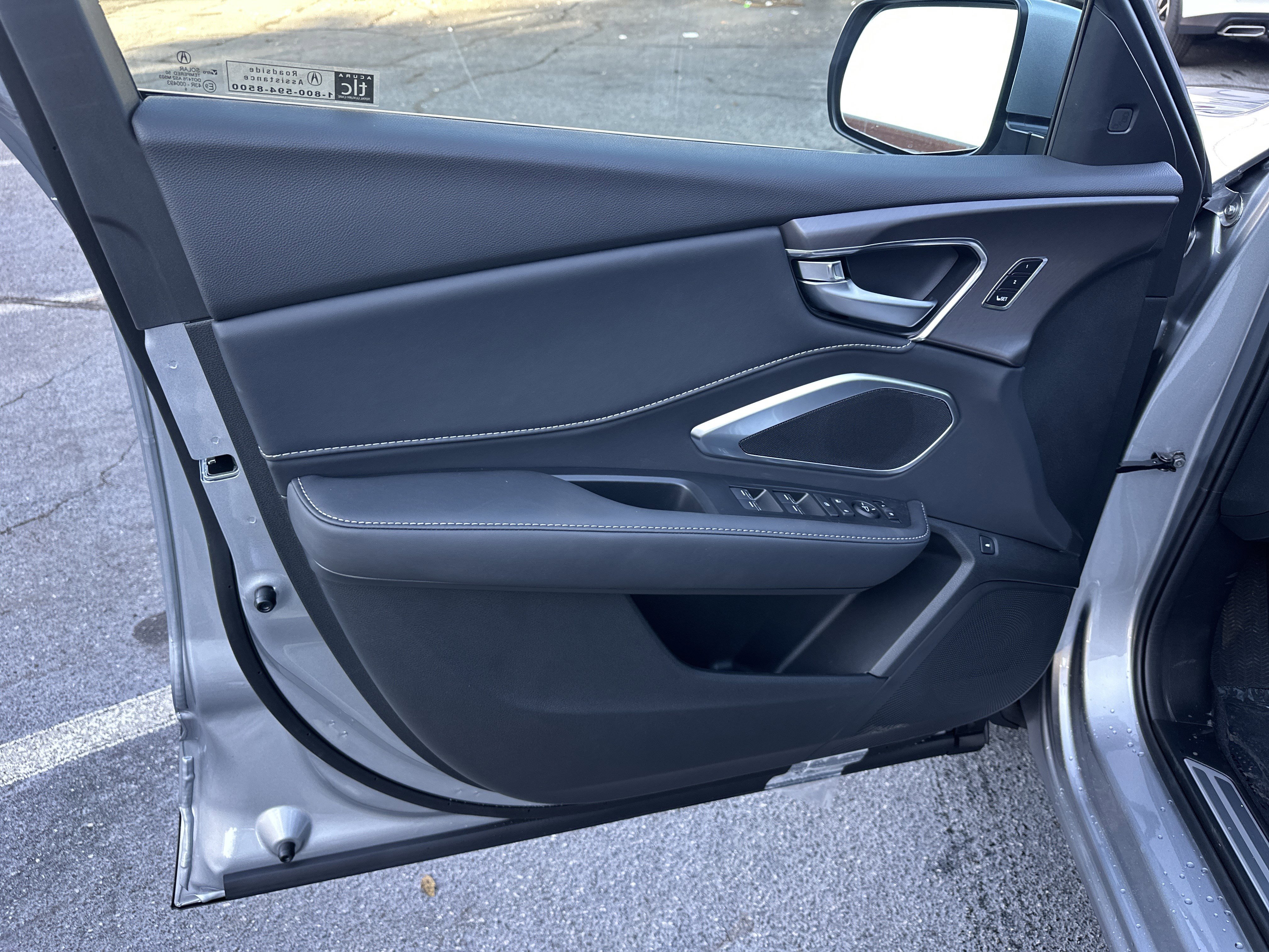 New 2025 Acura RDX SH-AWD image 10