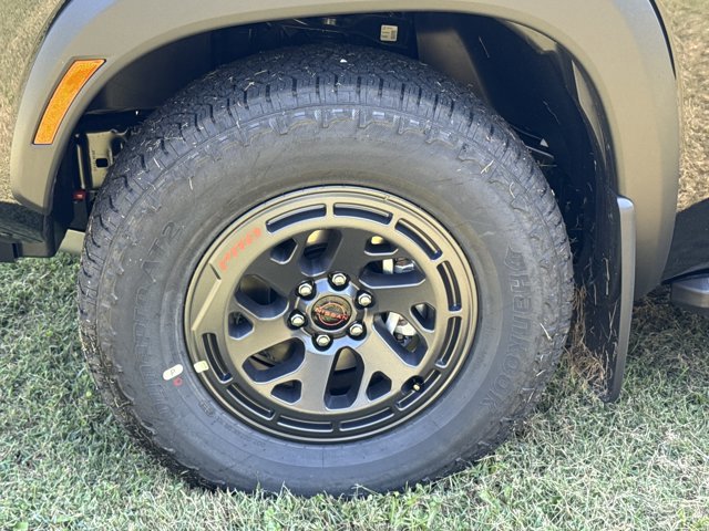 New 2026 Nissan Frontier PRO-4X w/ Pro-4x Convenience Package image 15