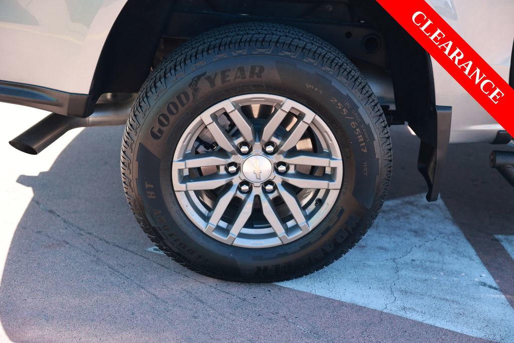 Used 2023 Chevrolet Colorado LT w/ LT Convenience Package II AWD/4WD image 11