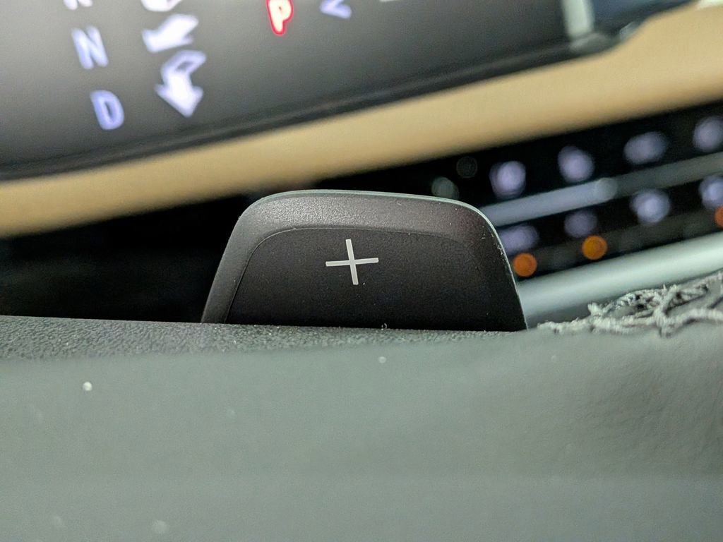 Used 2026 Chevrolet Equinox ACTIV w/ Convenience Package III image 25