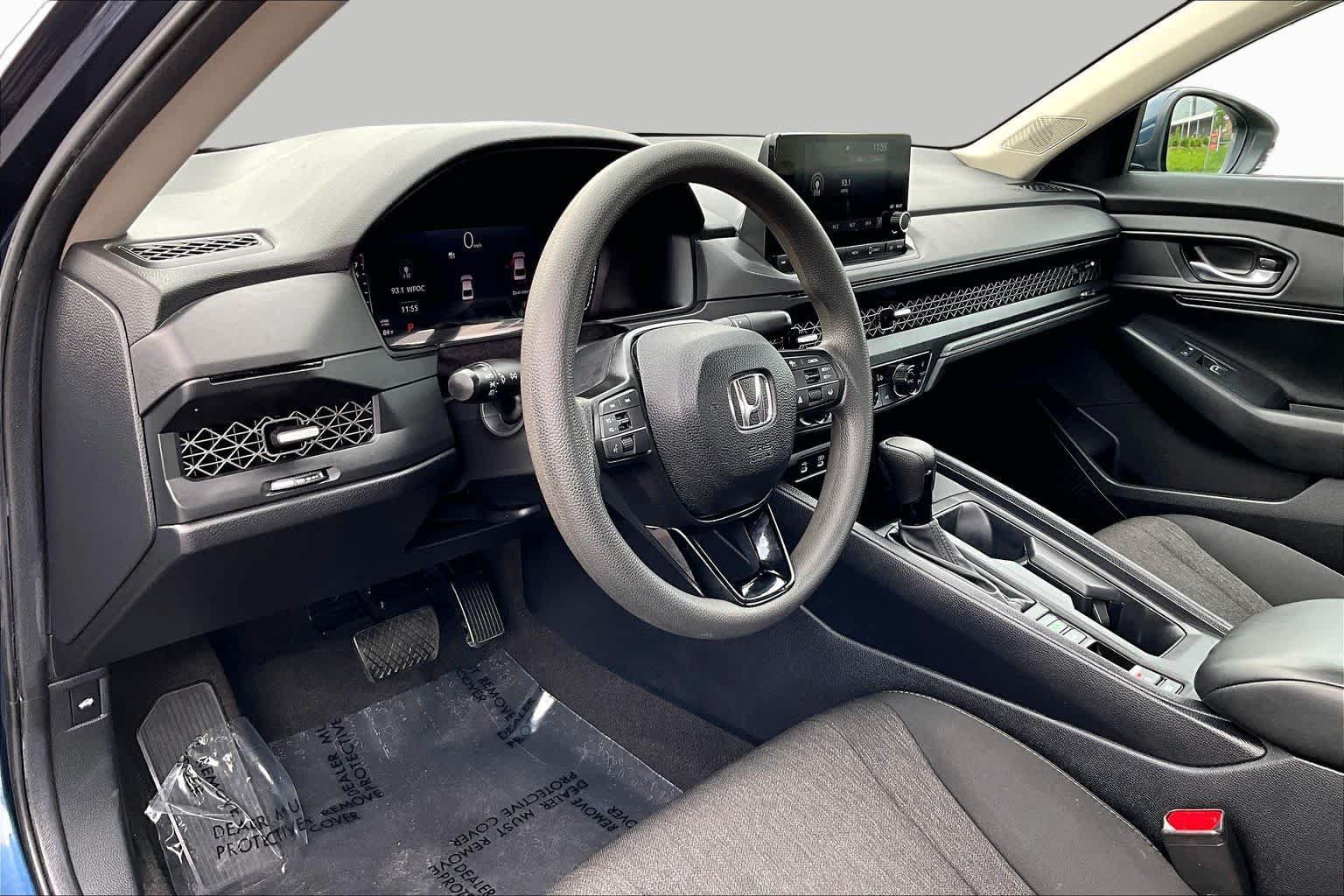 Used 2024 Honda Accord EX image 17