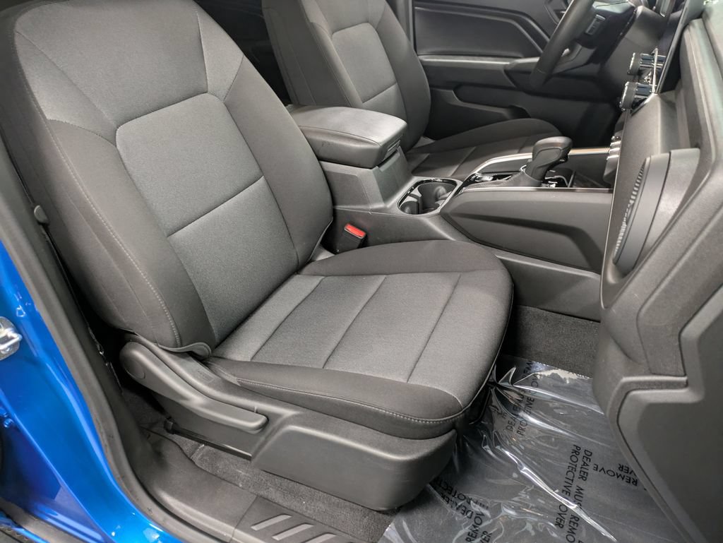 Used 2024 Chevrolet Colorado Trail Boss w/ Safety Package AWD/4WD image 29