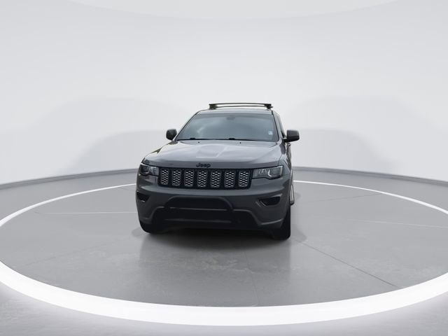 Used 2021 Jeep Grand Cherokee Laredo X RWD image 4