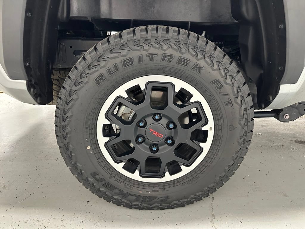 Used 2026 Toyota Tacoma TRD Off-Road AWD/4WD image 65