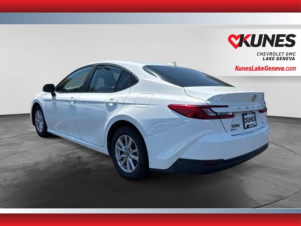 Used 2025 Toyota Camry LE FWD image 7