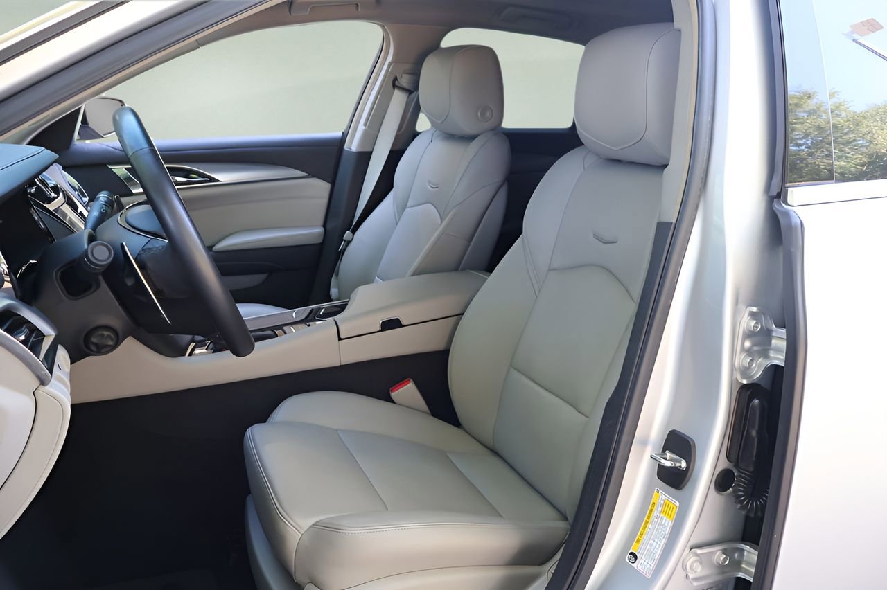 Used 2018 Cadillac CTS Sedan w/ Seating Package RWD image 11