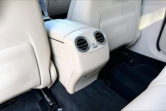 Used 2018 Mercedes-Benz GLC 300 4MATIC image 13