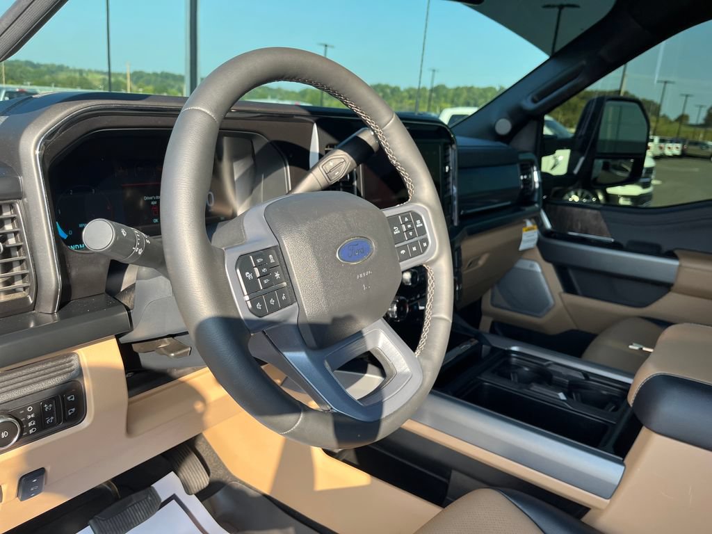 Used 2026 Ford F350 Lariat w/ Lariat Ultimate Package AWD/4WD image 15