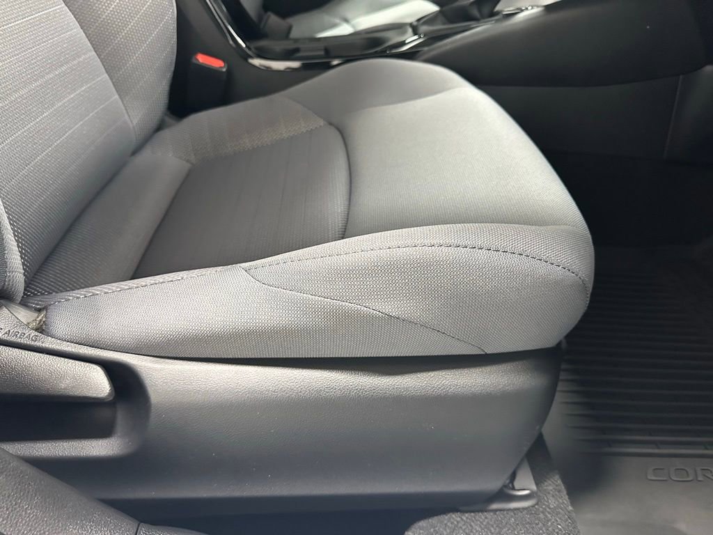 Used 2025 Toyota Corolla SE image 56