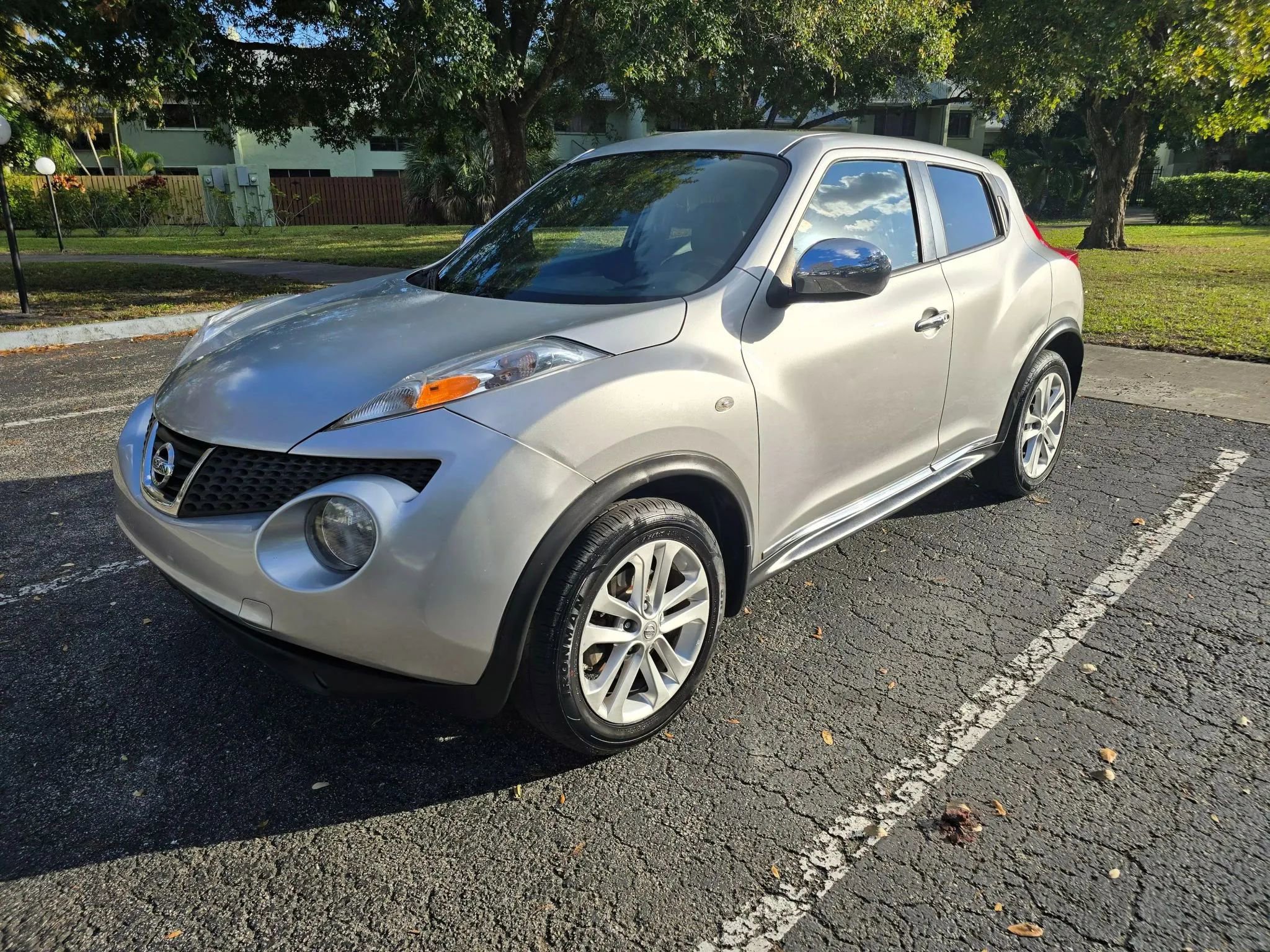 Used 2012 Nissan Juke SL w/ Chrome Pkg