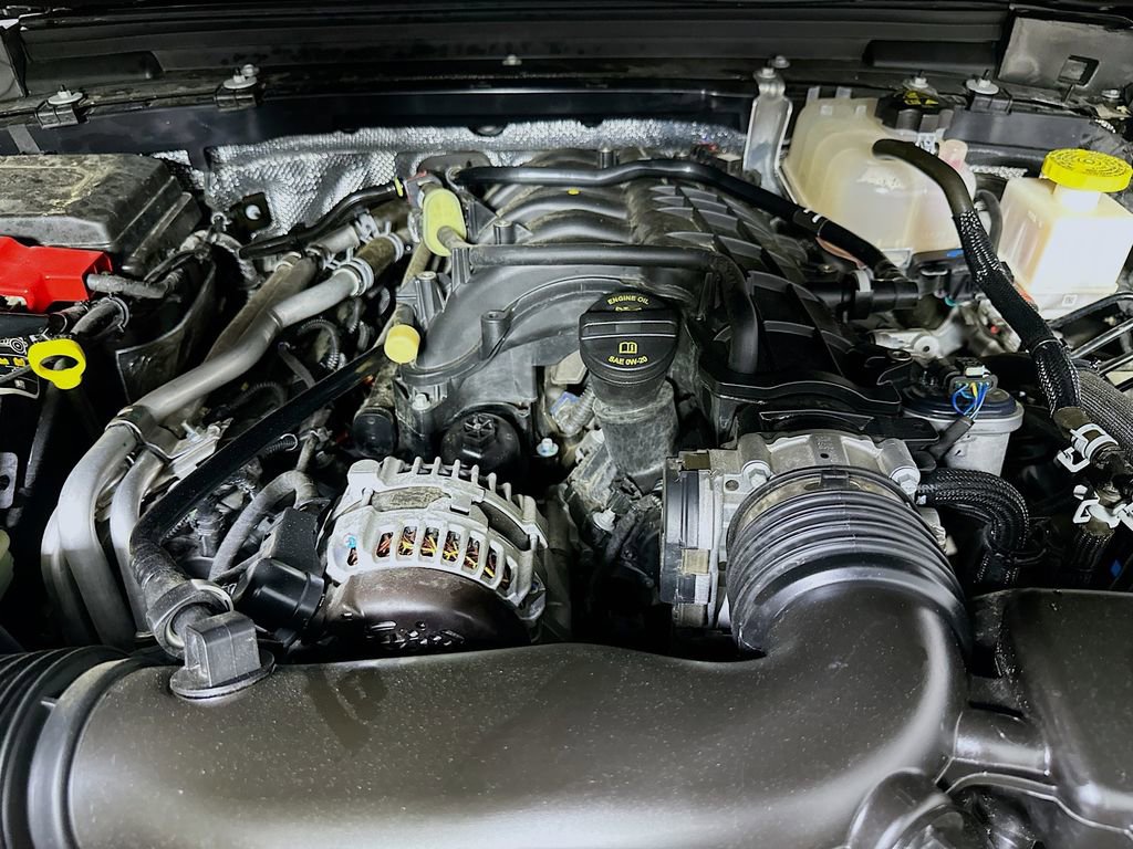 Used 2024 Jeep Gladiator Sport image 9