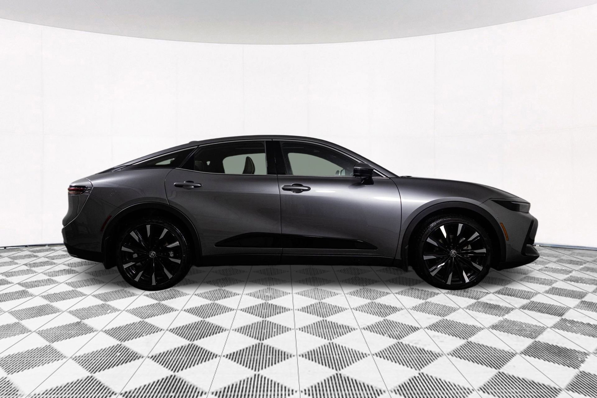 Used 2024 Toyota Crown Platinum image 15