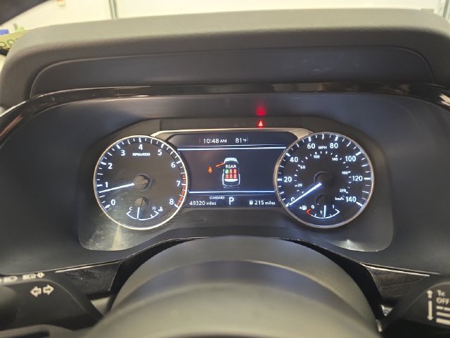 Used 2025 Nissan Pathfinder SV FWD image 31