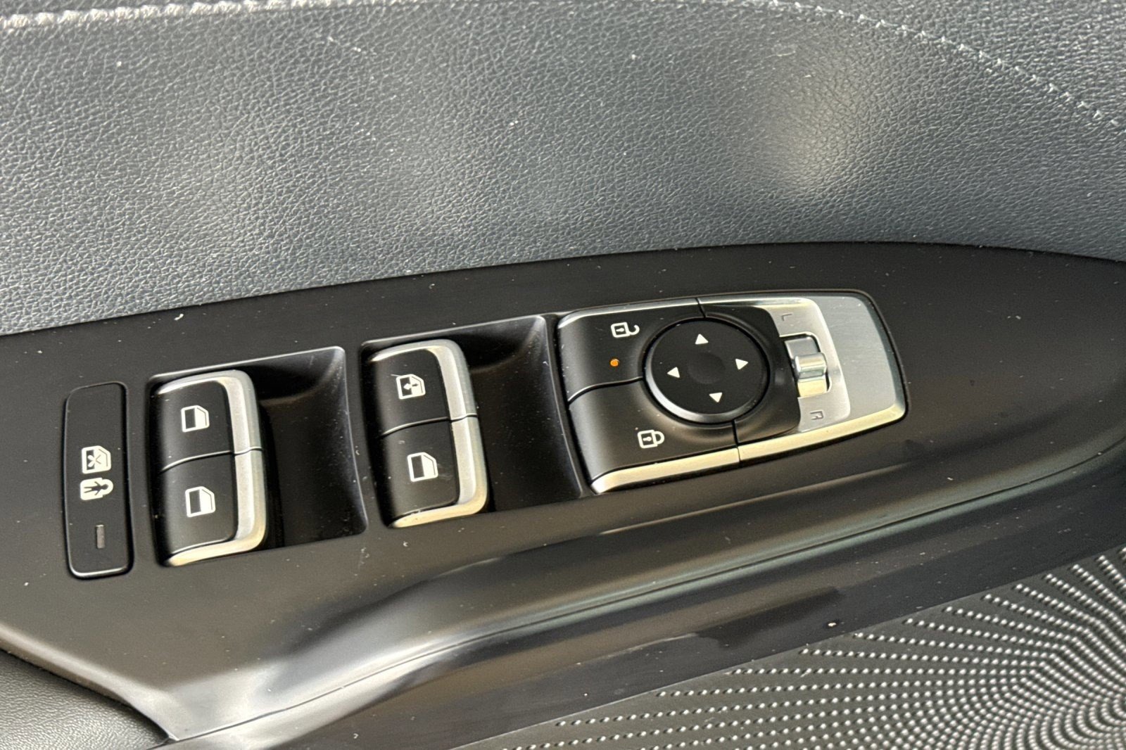 Used 2025 Kia K5 LXS image 11