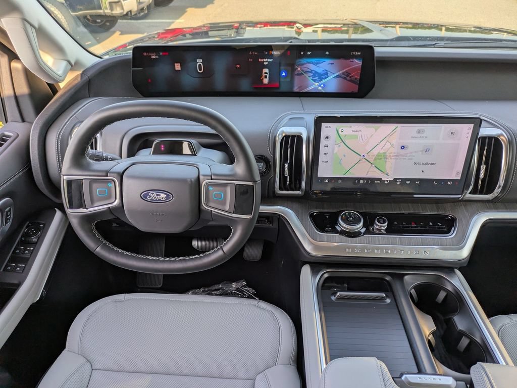 New 2026 Ford Expedition Platinum w/ Platinum Ultimate Package AWD/4WD image 19