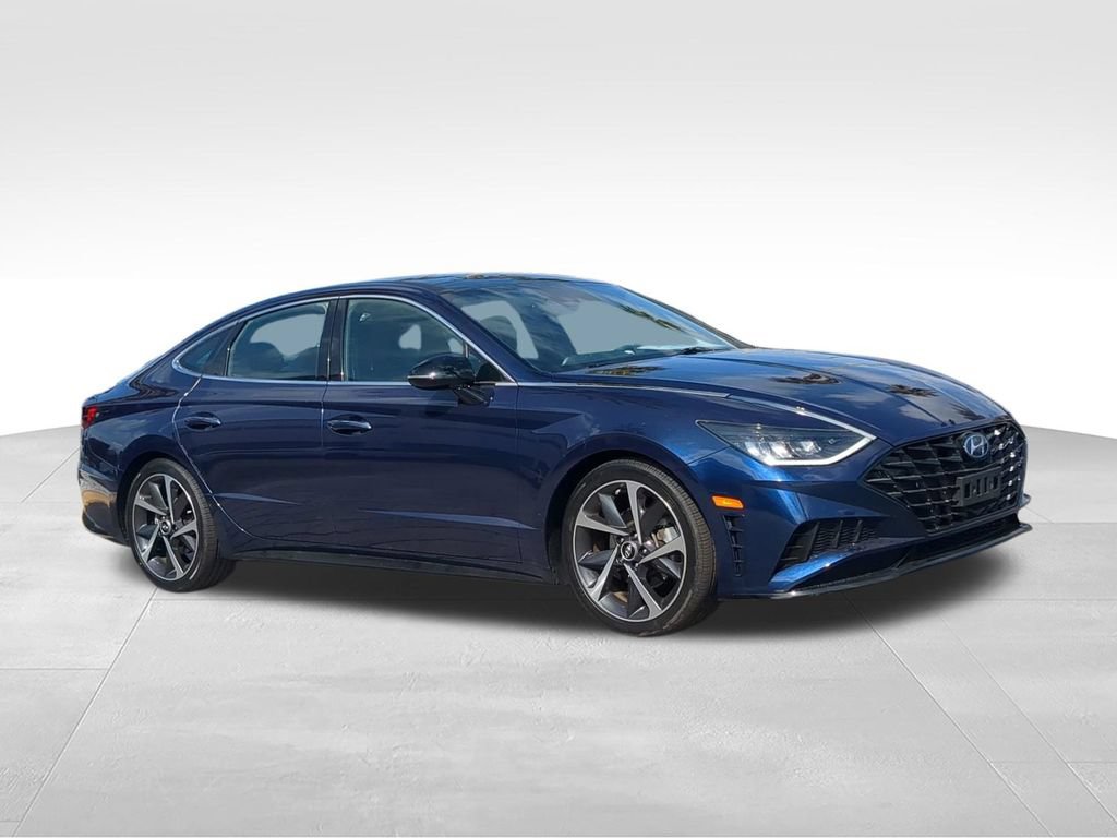 Used 2022 Hyundai Sonata SEL Plus w/ Cargo Package FWD image 2