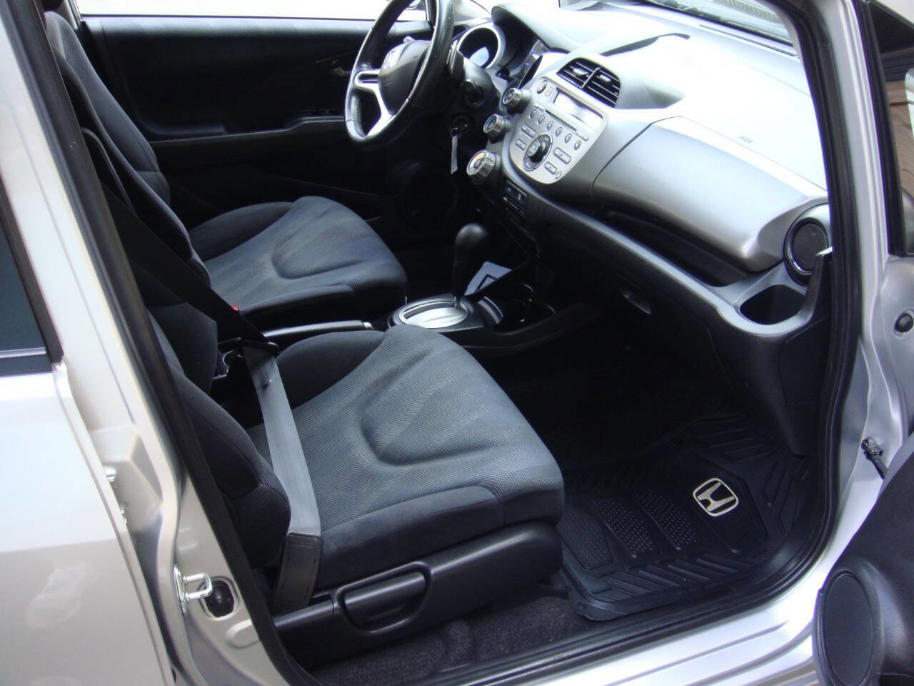 Used 2011 Honda Fit Sport image 13
