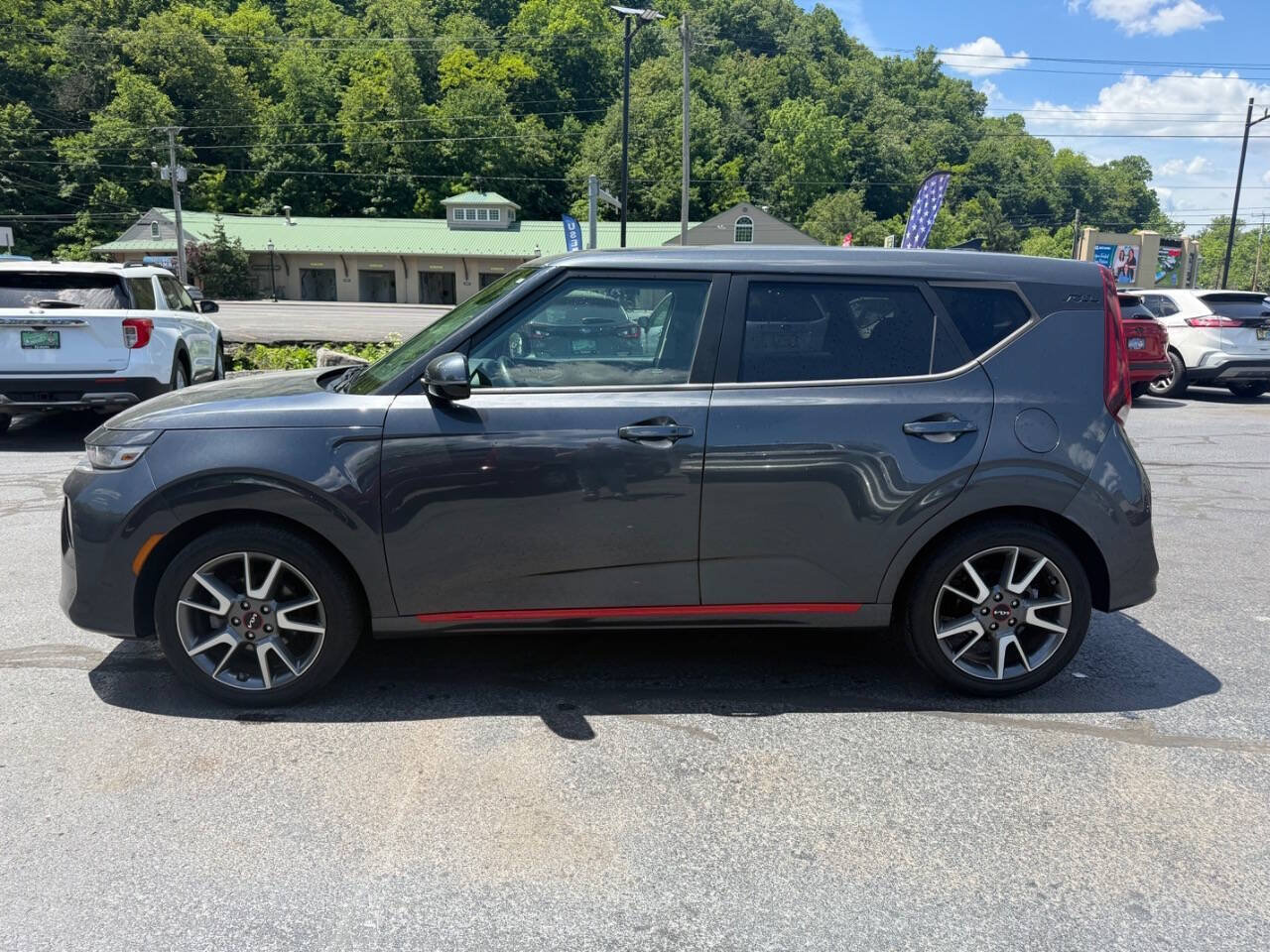 Used 2022 Kia Soul GT-Line FWD image 5