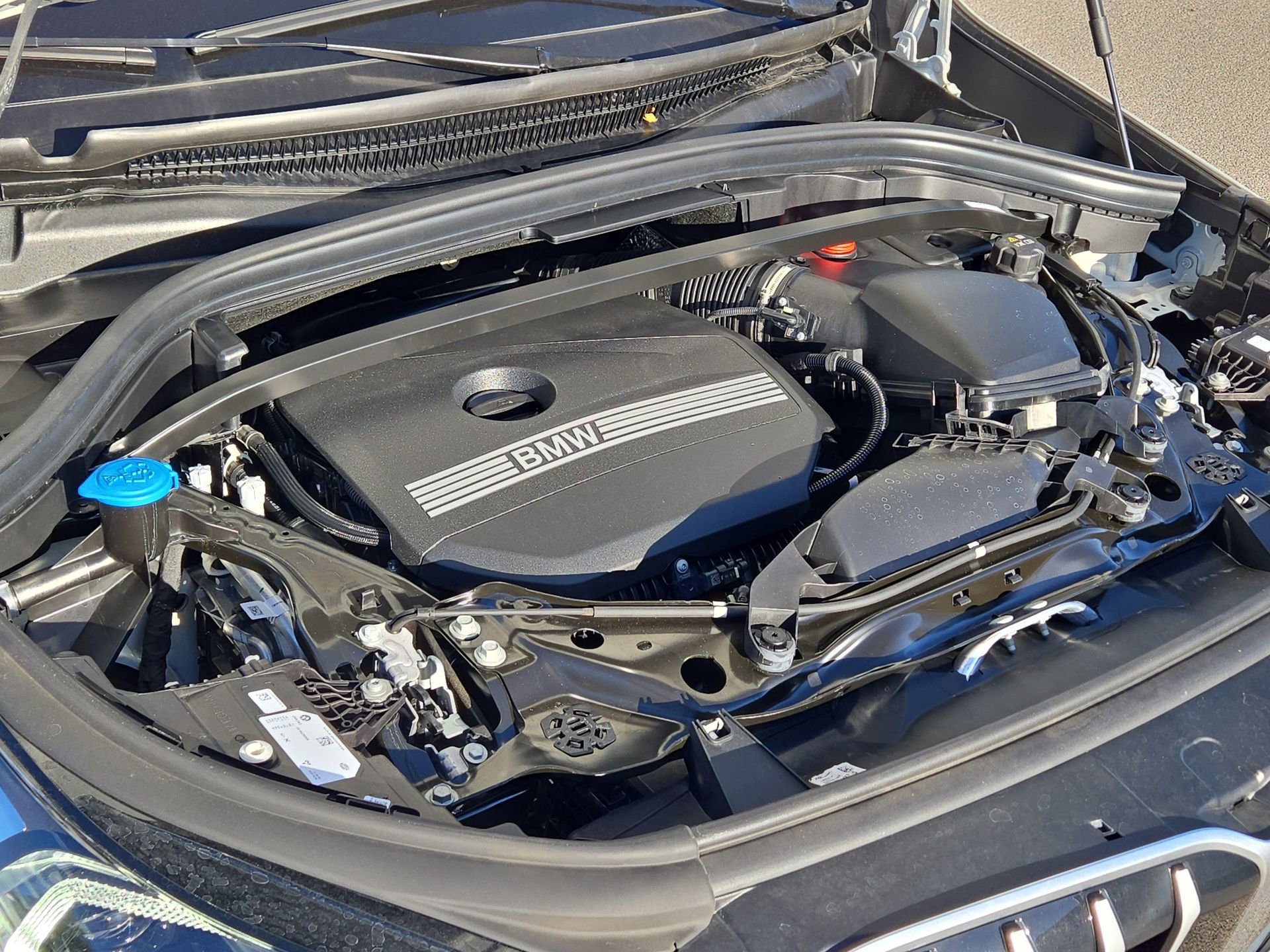 Used 2025 BMW X1 xDrive28i AWD/4WD image 10