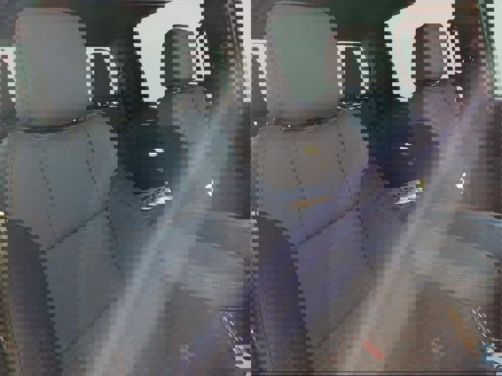 Used 2023 Chevrolet Silverado 1500 ZR2 w/ Technology Package image 17