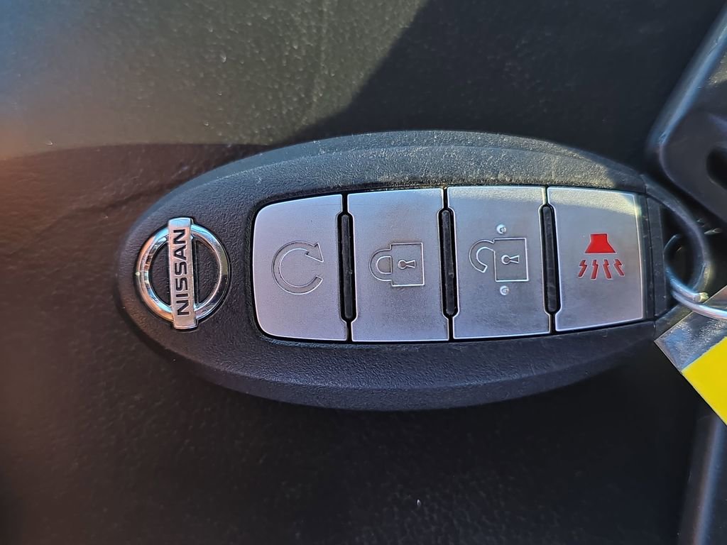 Used 2016 Nissan Titan Platinum Reserve image 35