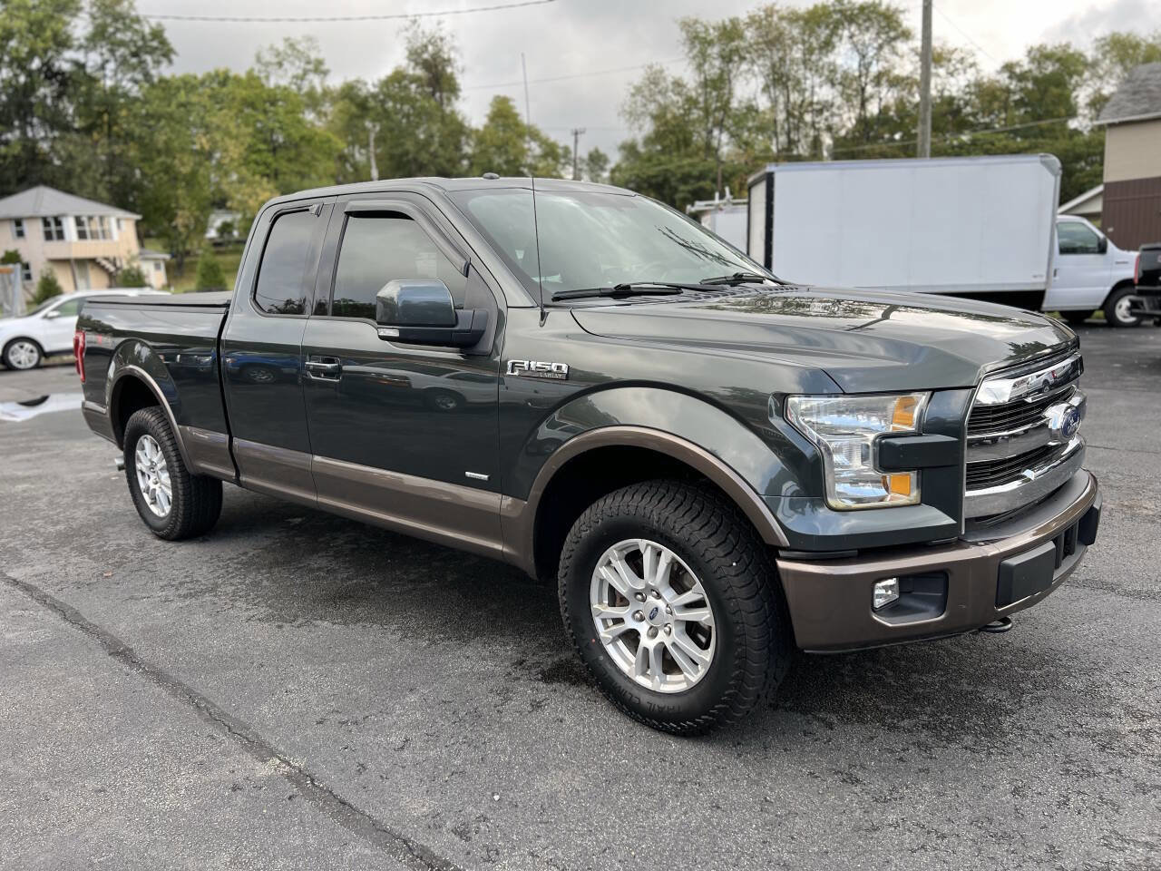 Used 2015 Ford F150 Lariat w/ Equipment Group 501A Mid image 3