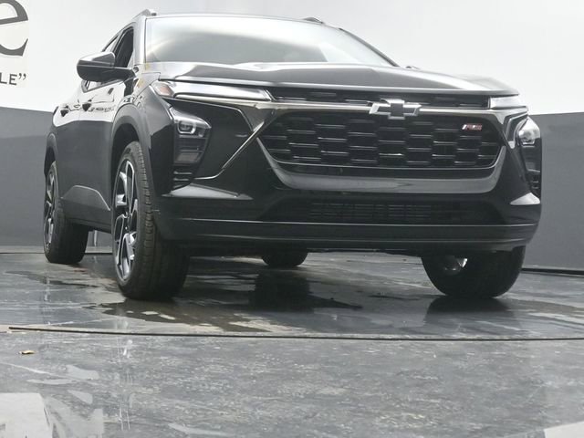 New 2026 Chevrolet Trax RS image 3