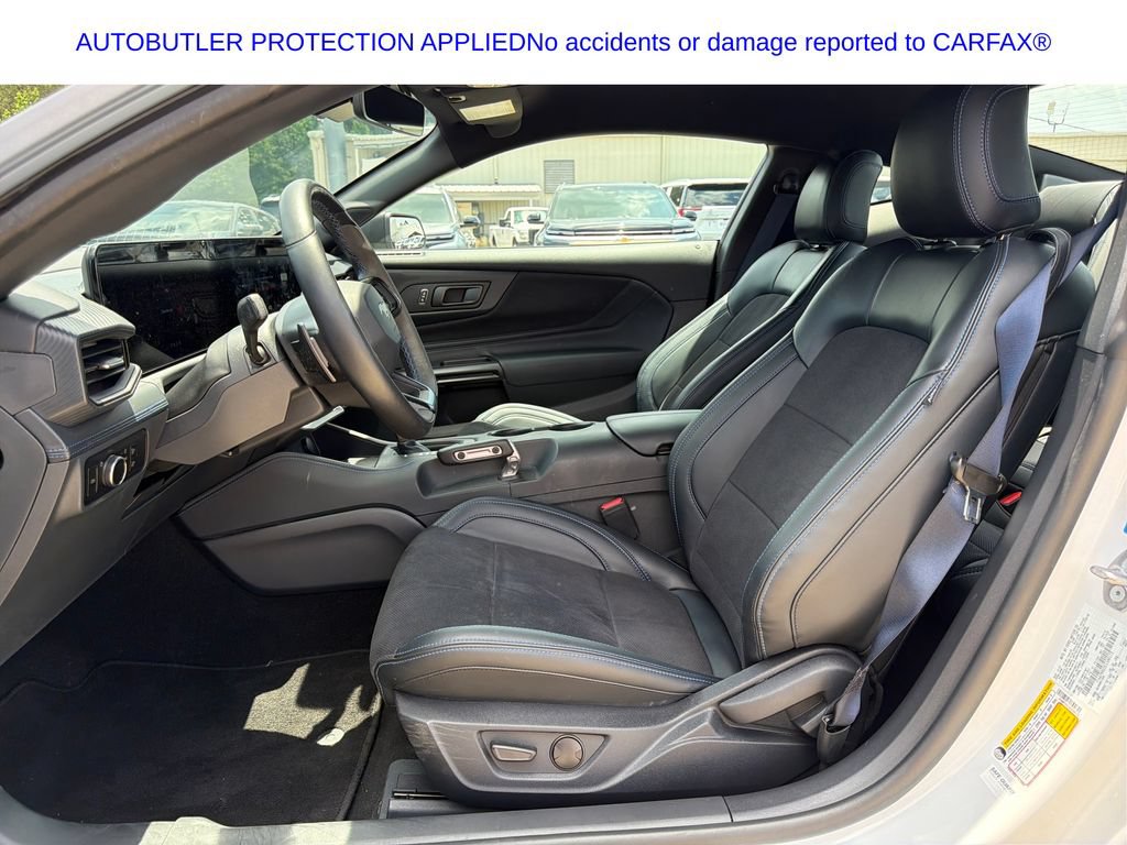Used 2025 Ford Mustang Dark Horse RWD image 11