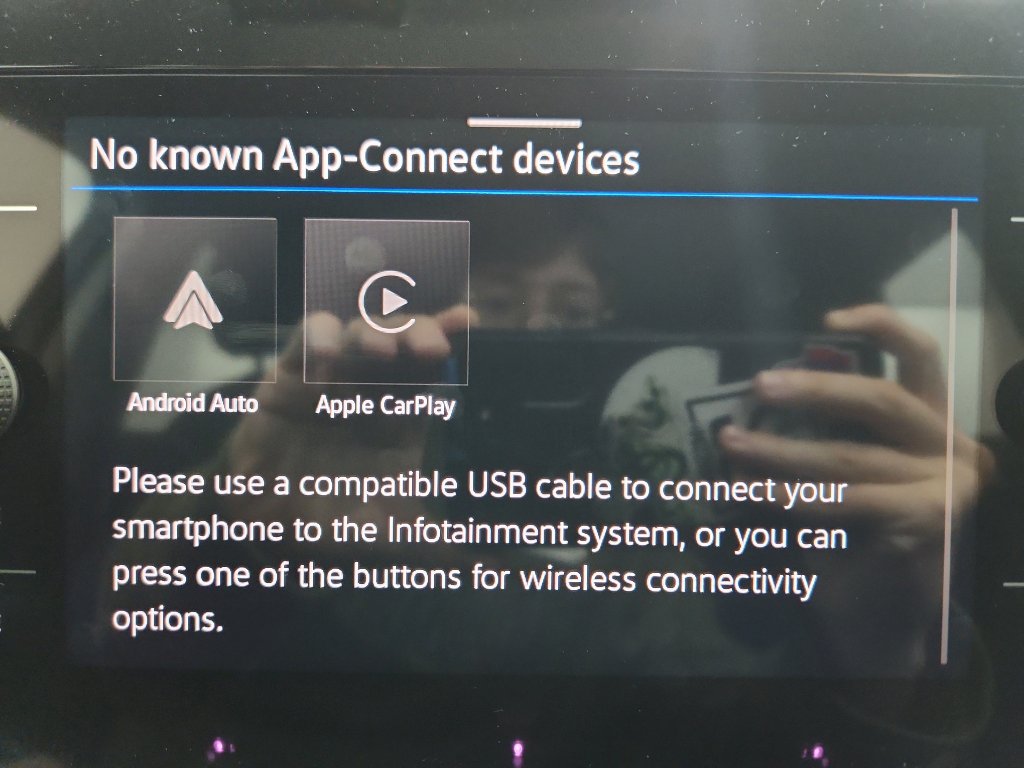 New 2026 Volkswagen Taos SEL image 20