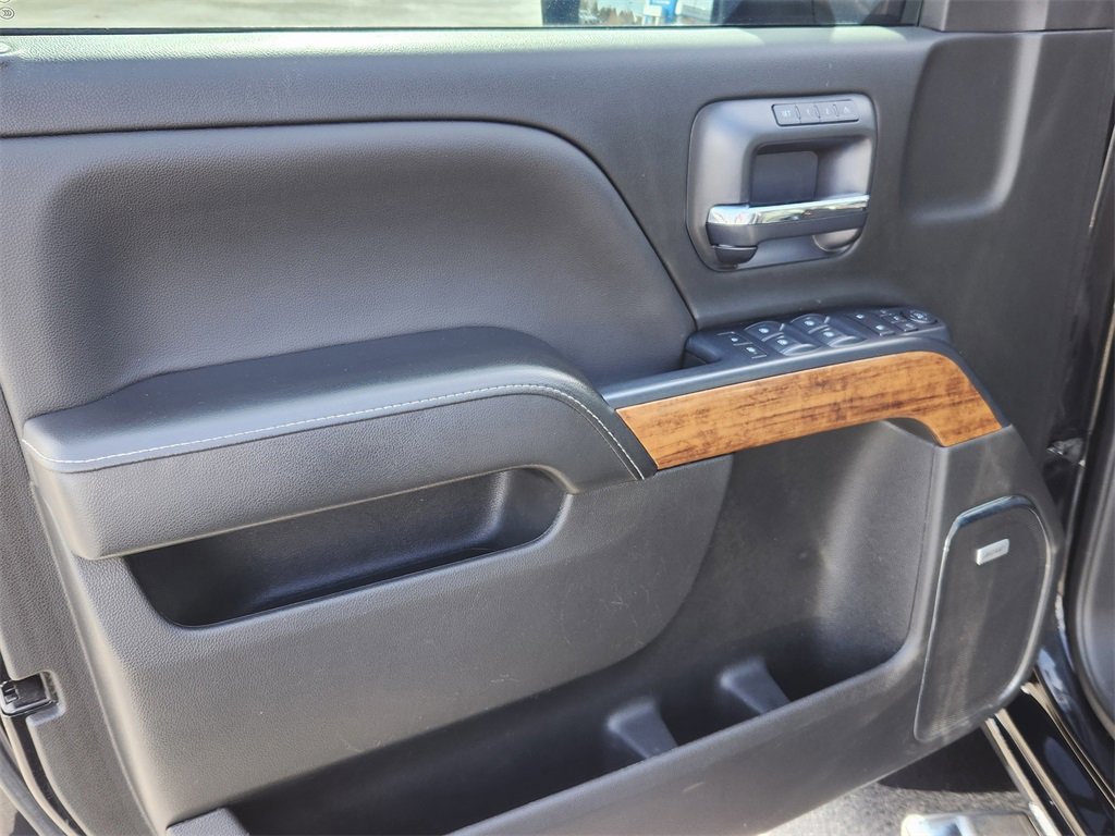 Used 2017 Chevrolet Silverado 3500 High Country w/ Duramax Plus Package image 6