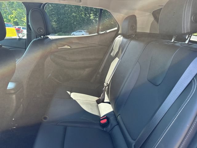 Used 2024 Buick Encore GX Sport Touring AWD/4WD image 17