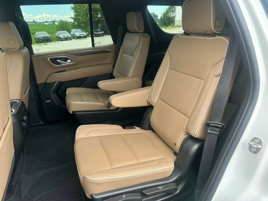 Used 2023 Chevrolet Tahoe Premier w/ Premium Package AWD/4WD image 9