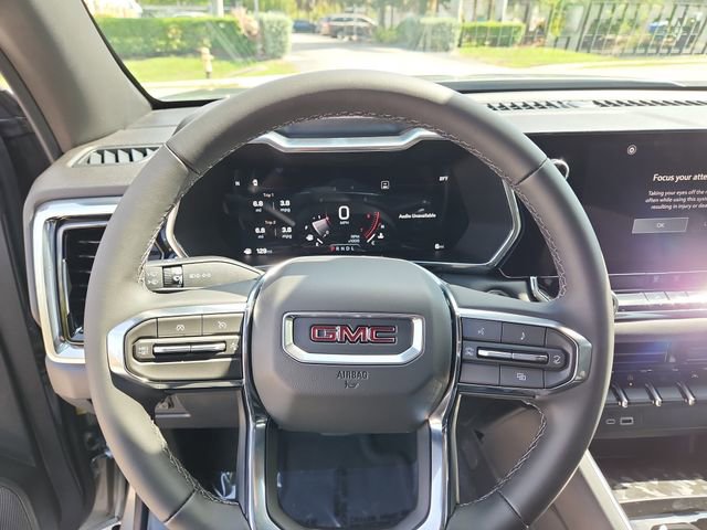 New 2026 GMC Canyon Elevation w/ LPO, Black Badging Package RWD image 21