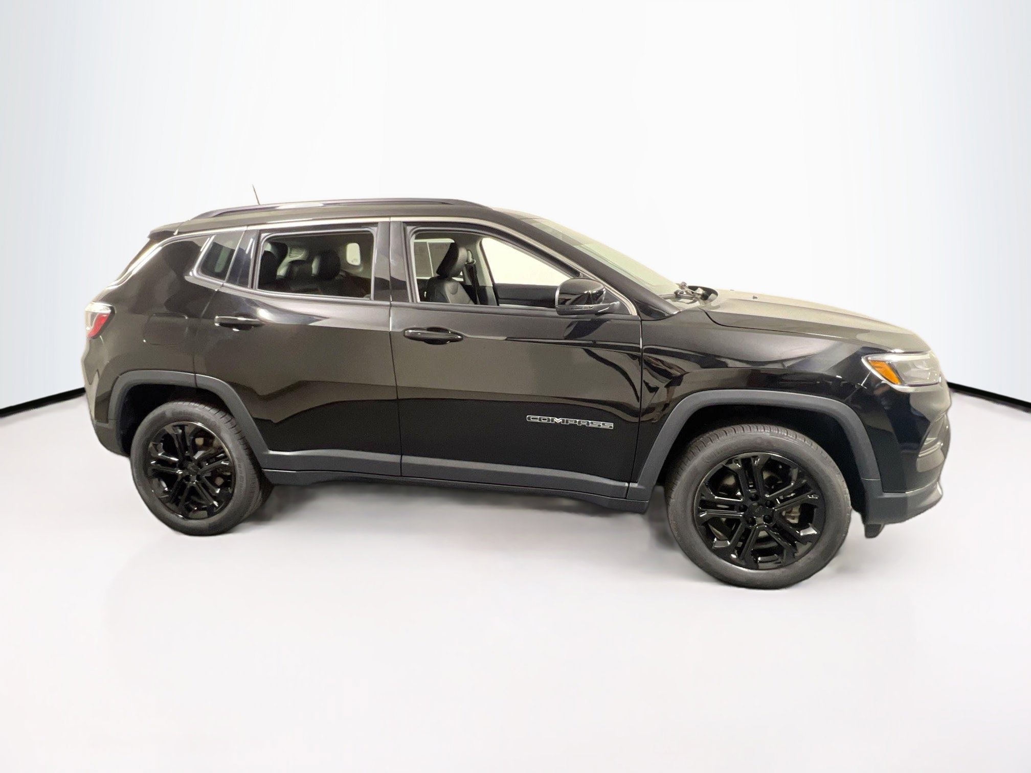 Used 2022 Jeep Compass Limited image 4