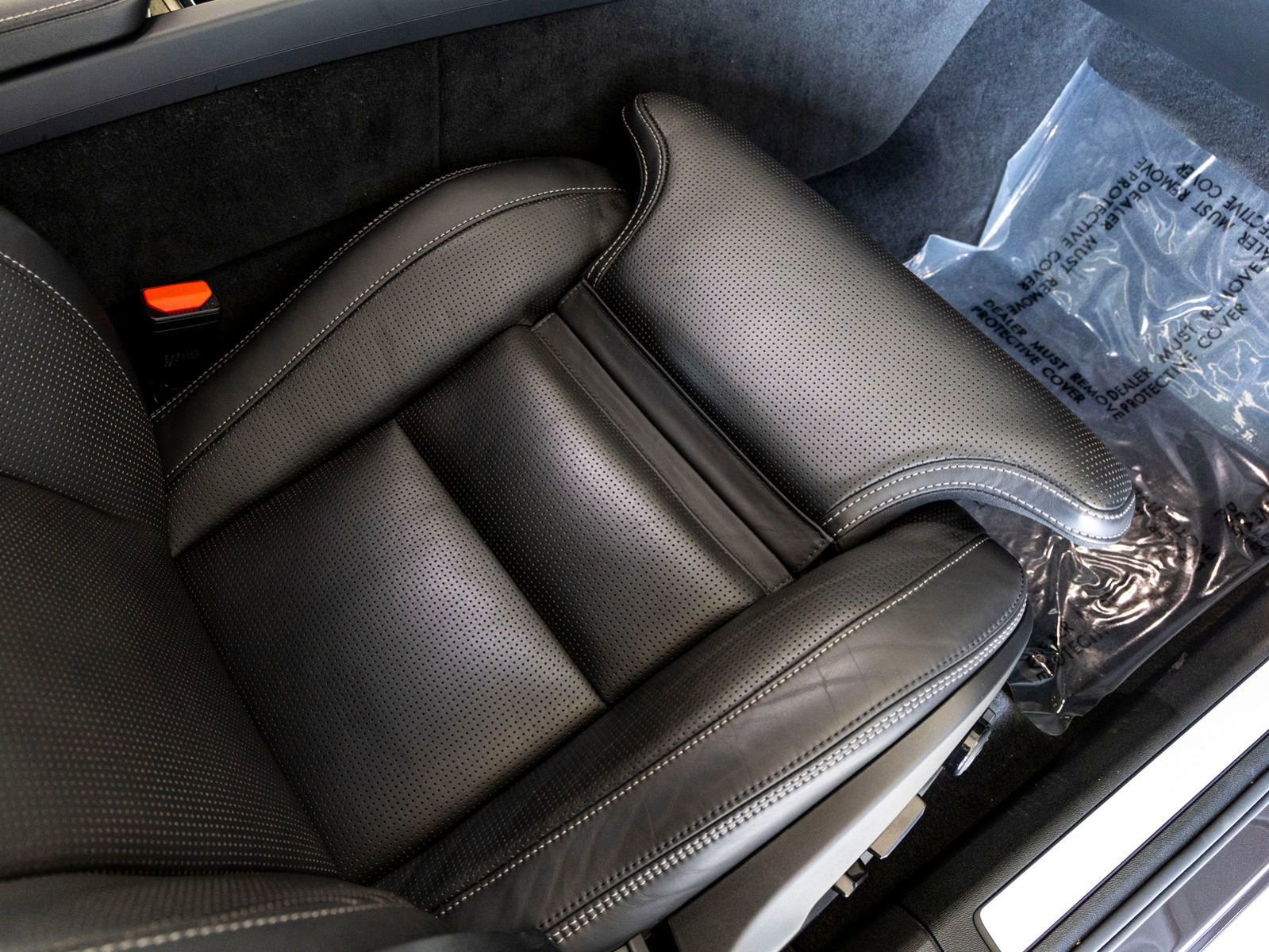 Used 2022 Volvo XC60 T8 Inscription w/ Advanced Package image 30