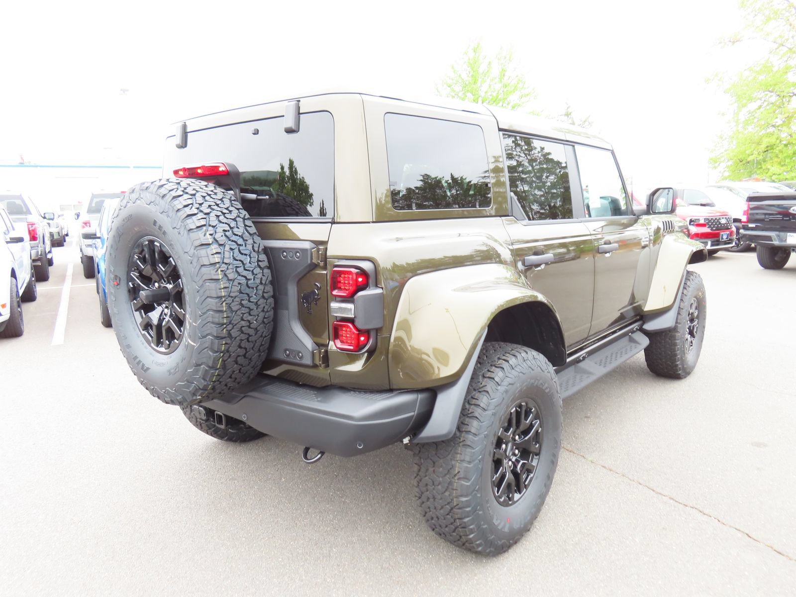 New 2026 Ford Bronco Raptor AWD/4WD image 4