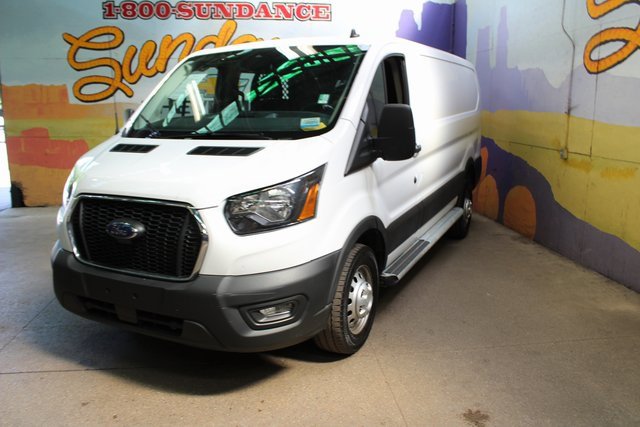 Used 2023 Ford Transit 250 Low Roof AWD w/ Exterior Upgrade Package image 4