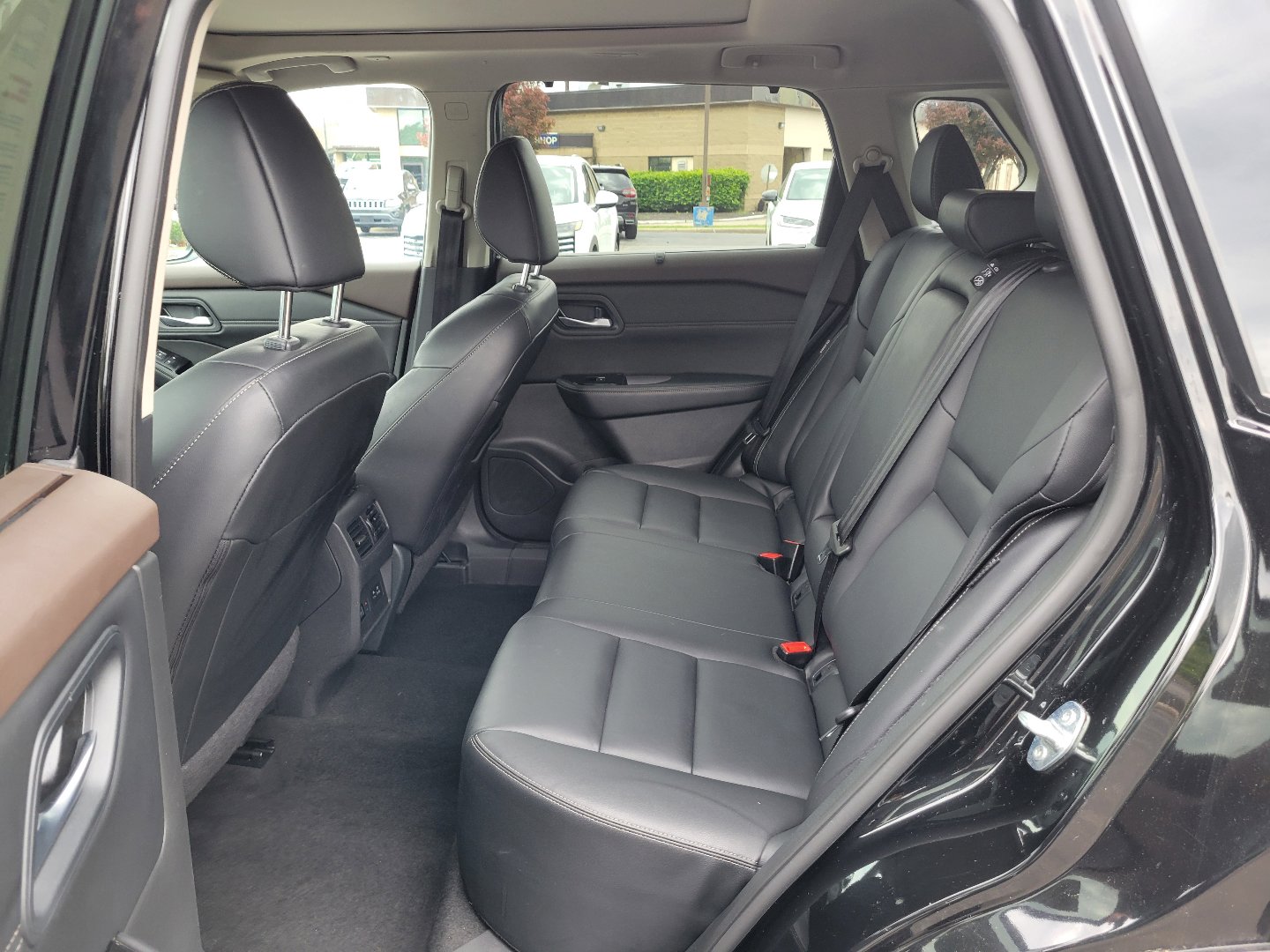 Certified 2023 Nissan Rogue SL w/ SL Premium Package AWD/4WD image 12