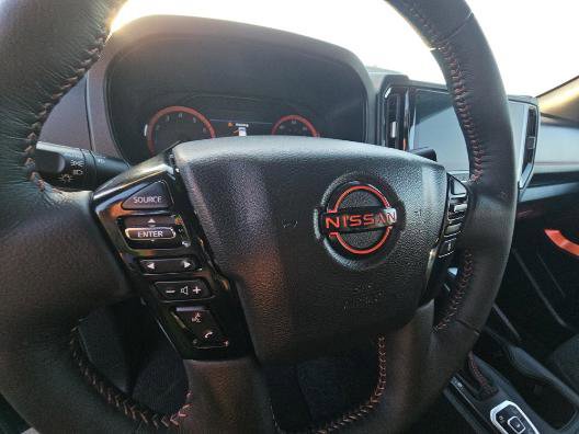 Used 2026 Nissan Frontier PRO-4X AWD/4WD image 7