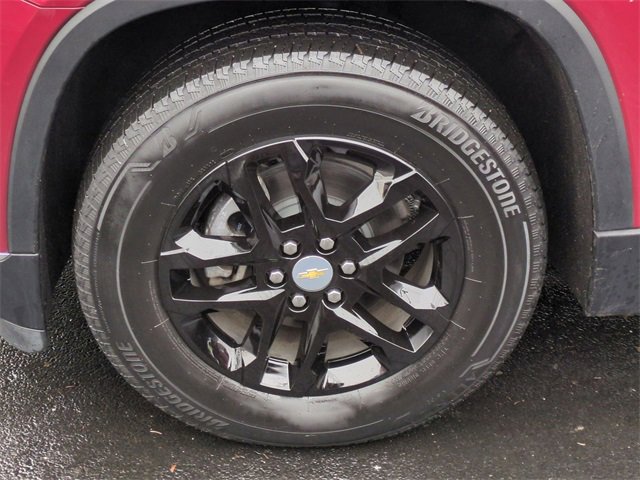 Used 2020 Chevrolet Traverse LT image 32