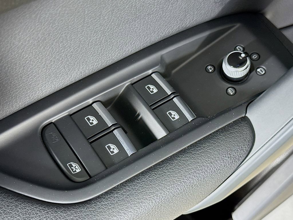 Used 2018 Audi Q5 2.0T Premium image 18