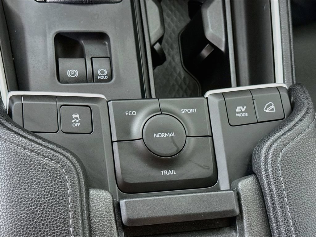 Certified 2025 Toyota Grand Highlander AWD Hybrid image 12