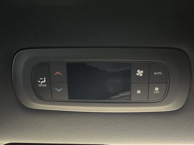 New 2026 Chrysler Pacifica Select w/ S Appearance Package image 32